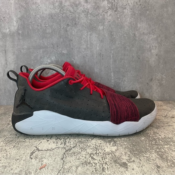 Nike Air Jordan Breakout Sneakers Mens sz 13 - black and red - Picture 1 of 6